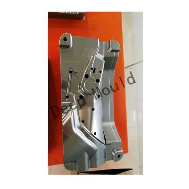 메르세데스 - 벤츠 자동차 몰드